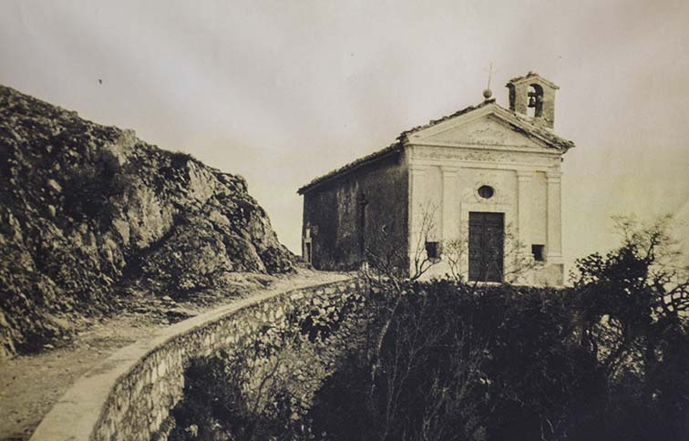 cartolina antica della chiesa