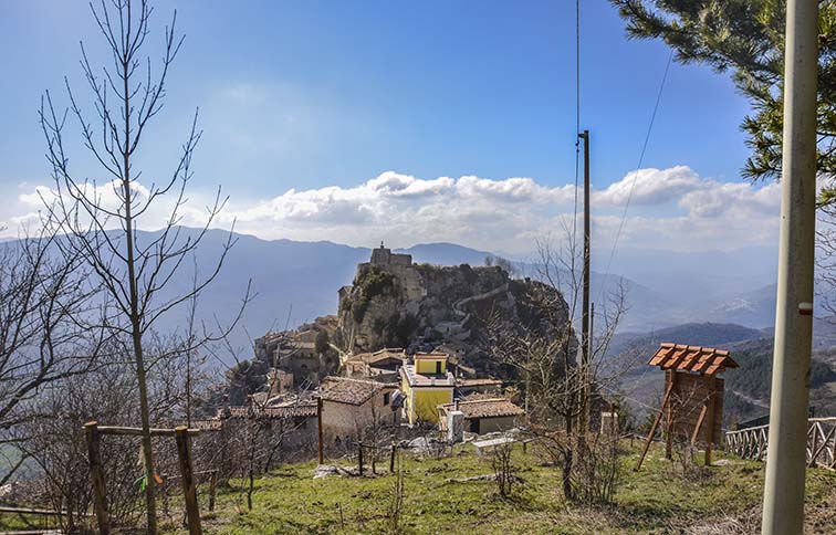 veduta di cervara di roma